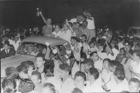 Resultado de imagem para Fotos de Aluízio Alves na campanha de 1960